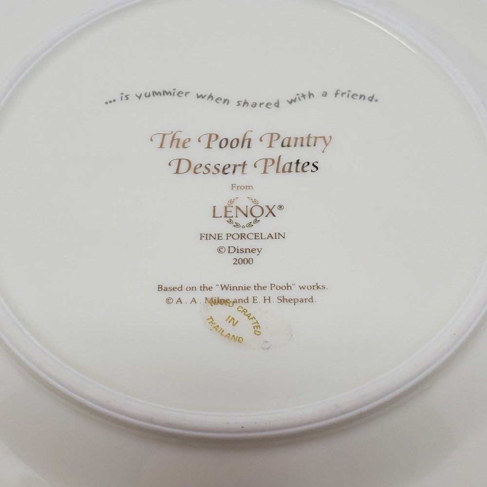 Vintage 2000 LENOX DISNEY THE POOH PANTRY Dessert Plates Fine Porcelain - Picture 6 of 11